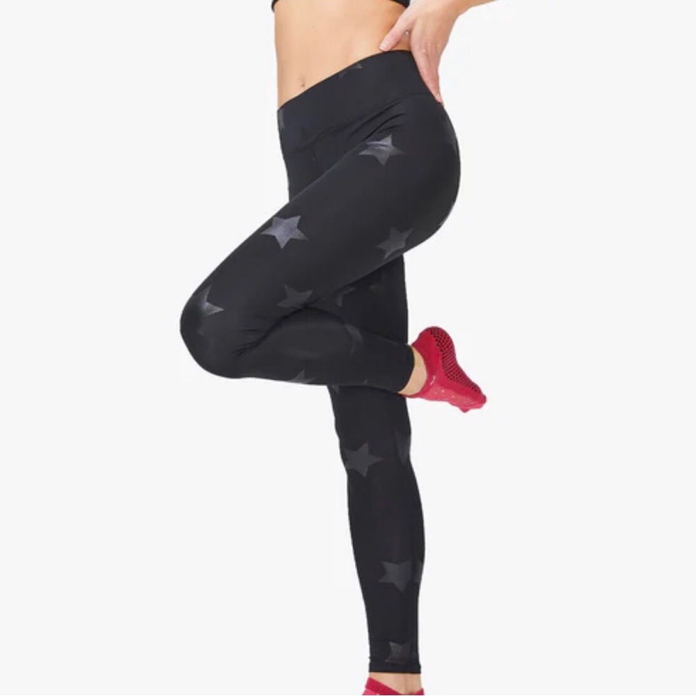 Terez Uplift Black Tonal Star foil Leggings with tall band size Small NWOT - Picture 3 of 9